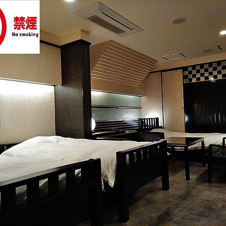 אוסקה Hotel Beni East (Adults Only) מראה חיצוני תמונה