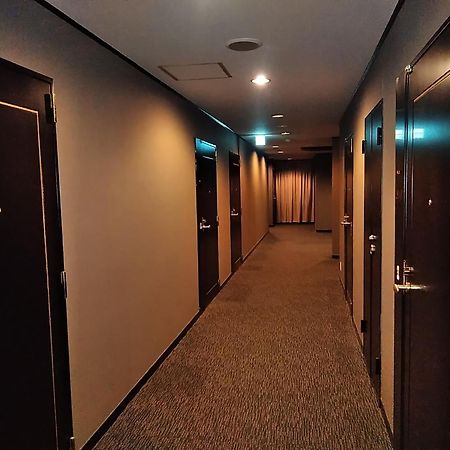 אוסקה Hotel Beni East (Adults Only) מראה חיצוני תמונה