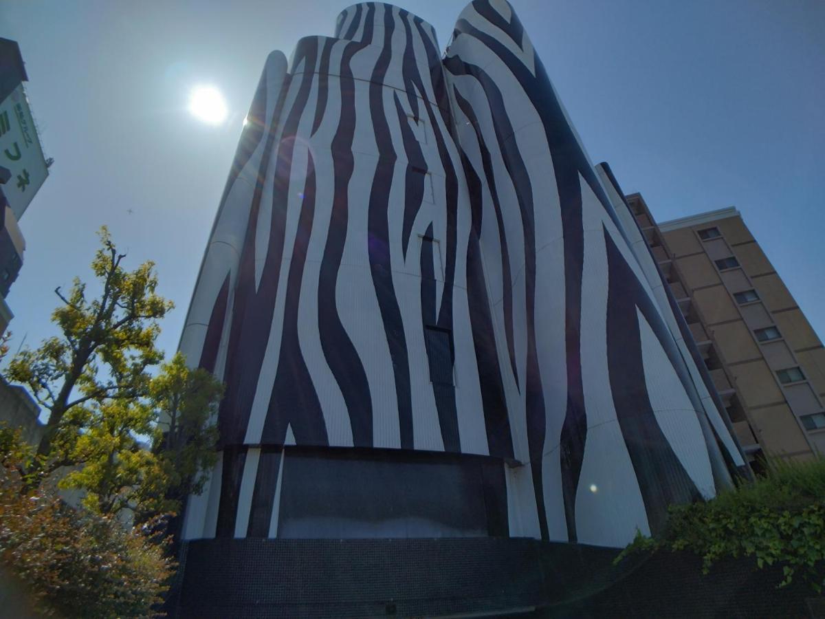 אוסקה Hotel Beni East (Adults Only) מראה חיצוני תמונה