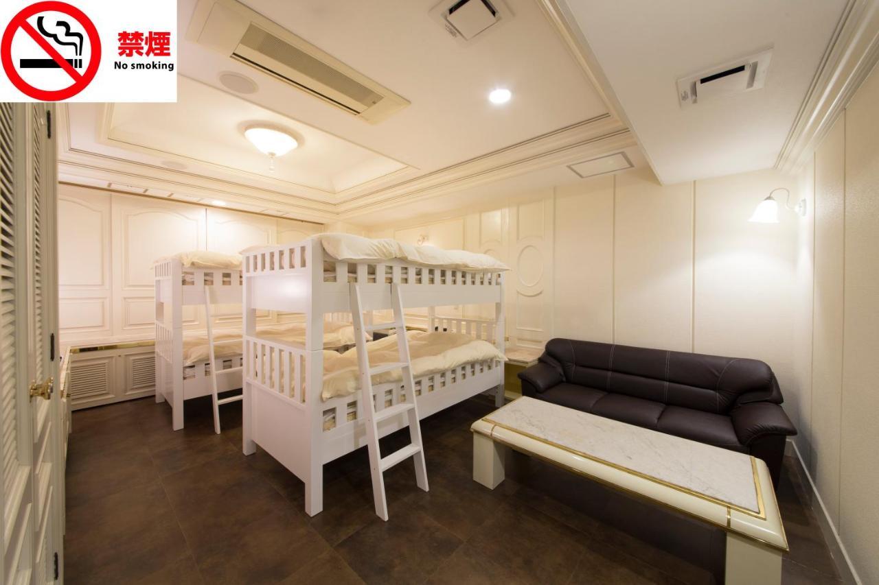 אוסקה Hotel Beni East (Adults Only) מראה חיצוני תמונה